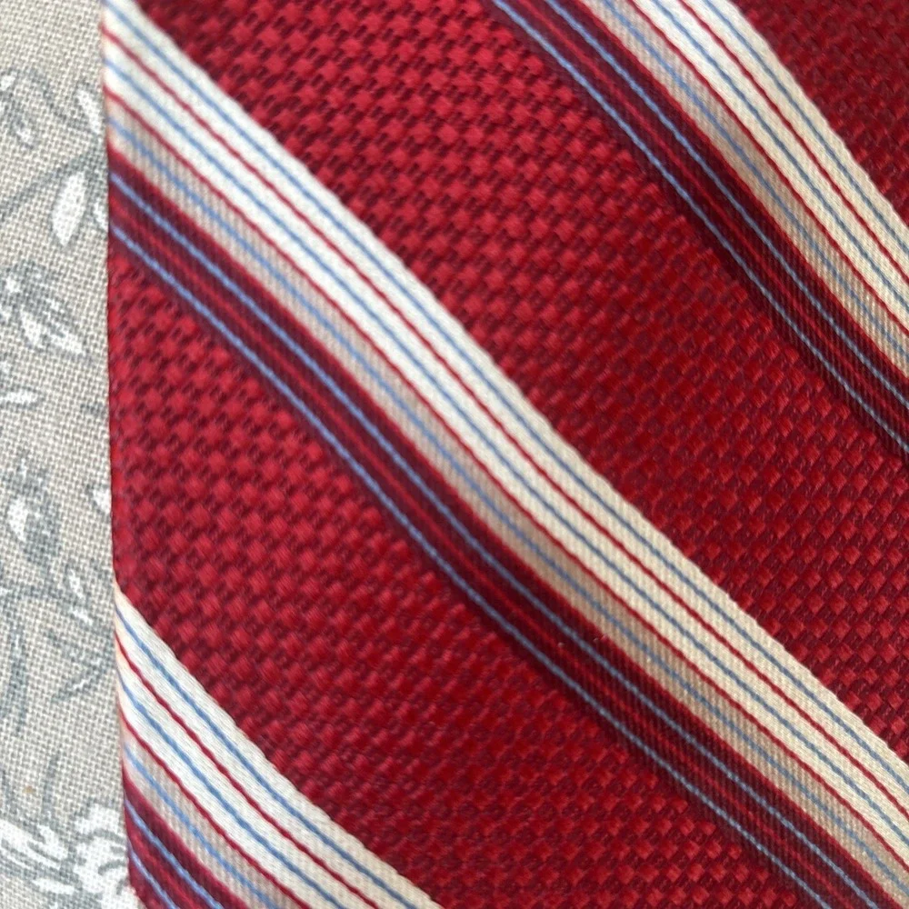 Jos. A. Bank 100% Silk Neck Tie Woven Red White Blue Stripe Made in Italy 60